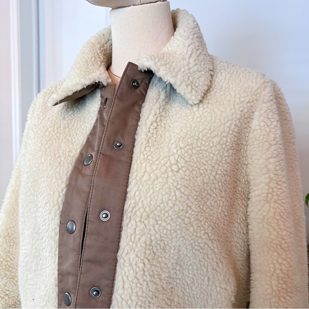 Madewell Sherpa Portland Jacket - Cozy and Stylish Outerwear! - Picture 7 of 11